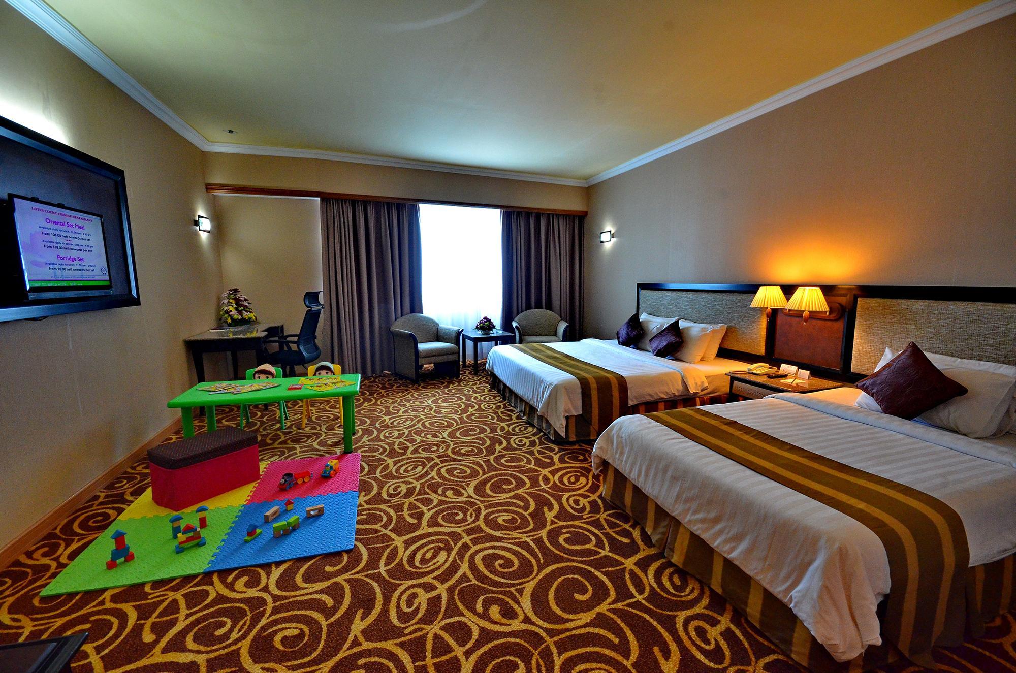 Mega Hotel Sdn Bhd Мірі Екстер'єр фото