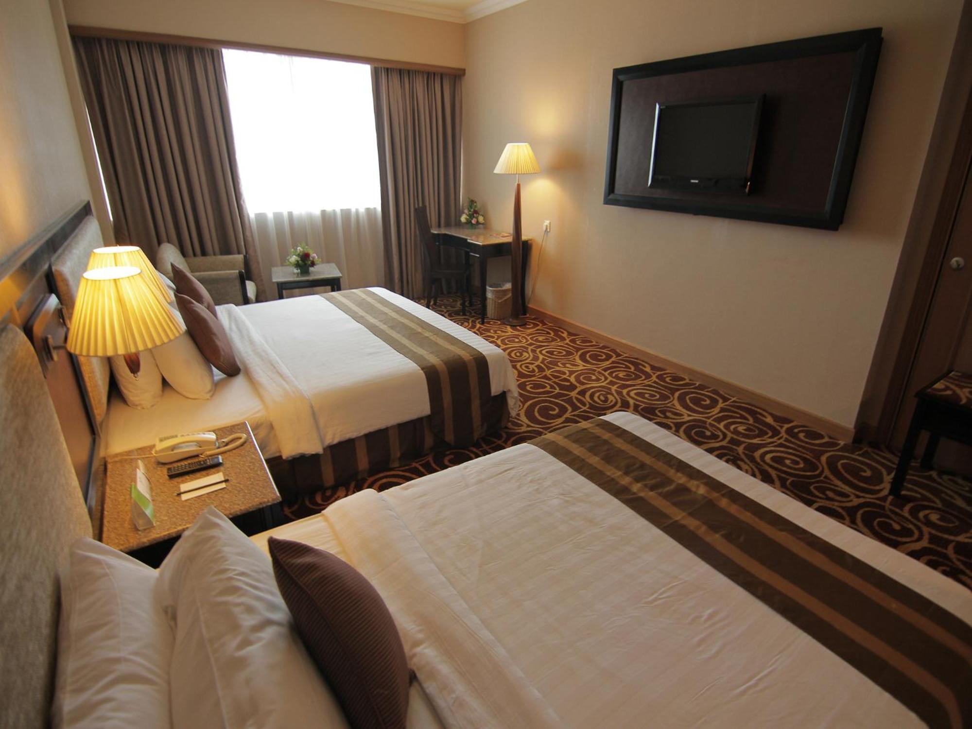 Mega Hotel Sdn Bhd Мірі Екстер'єр фото