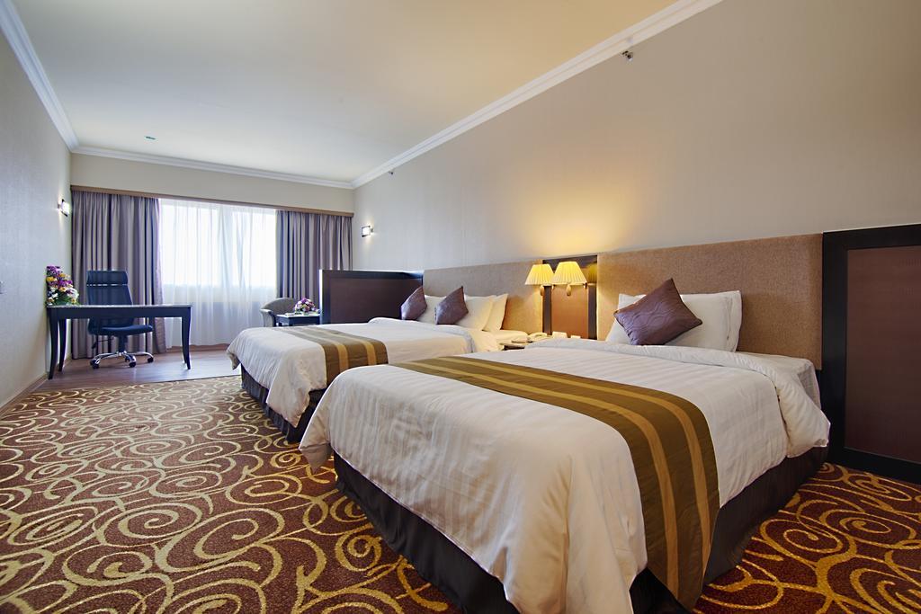 Mega Hotel Sdn Bhd Мірі Номер фото