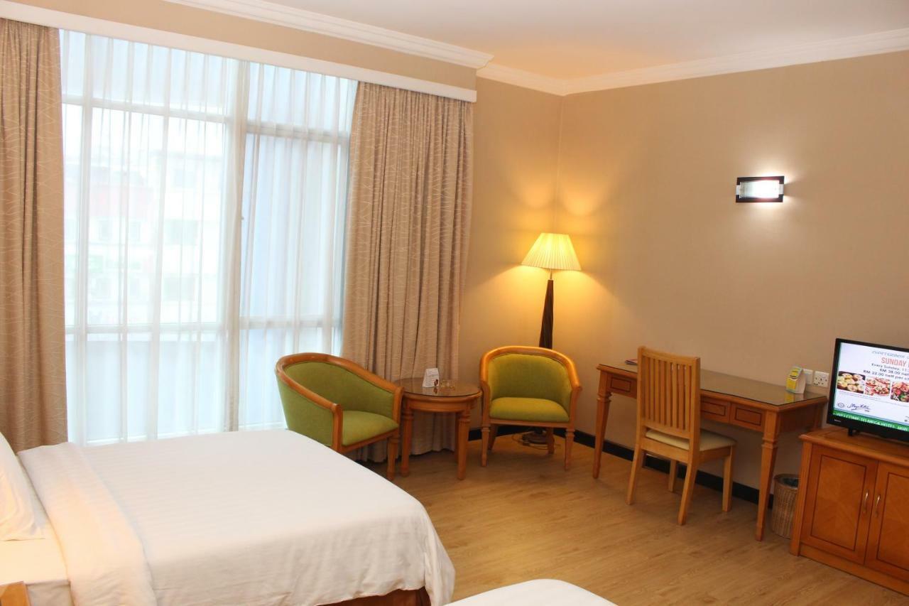 Mega Hotel Sdn Bhd Мірі Екстер'єр фото